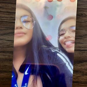 Meet your Posher, Noelia